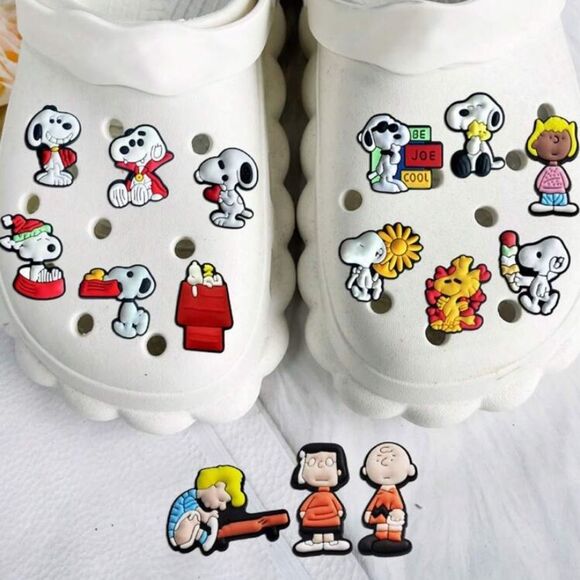 3for$20 15PCS Peanuts Cute Cartoon Shoe Charms clog charms shoe charm - Picture 1 of 3